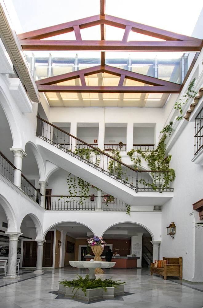Hotel Do�a Lola Zahara