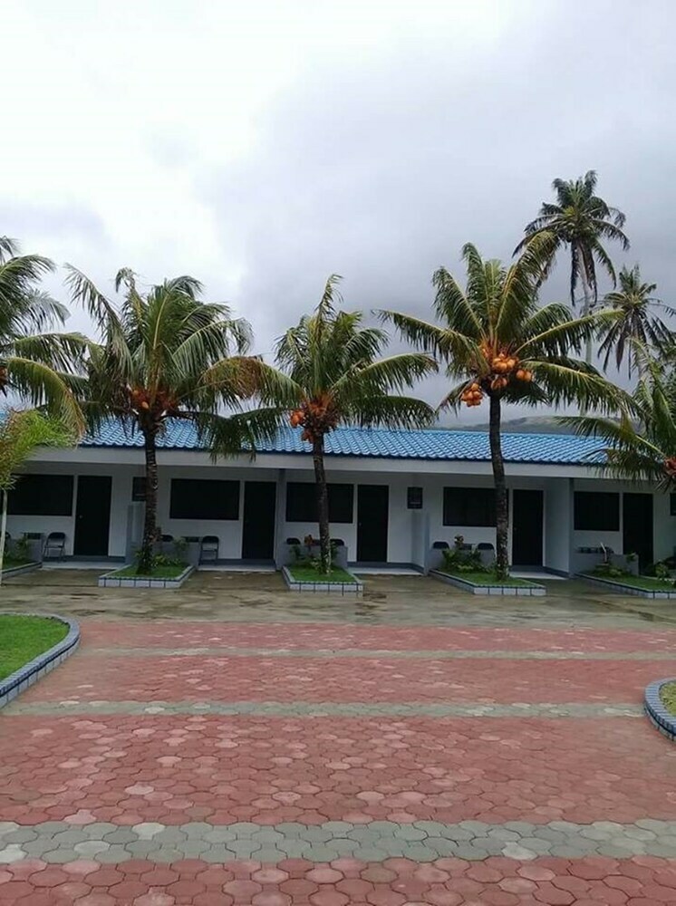 Hotel Cave Beach Resort
