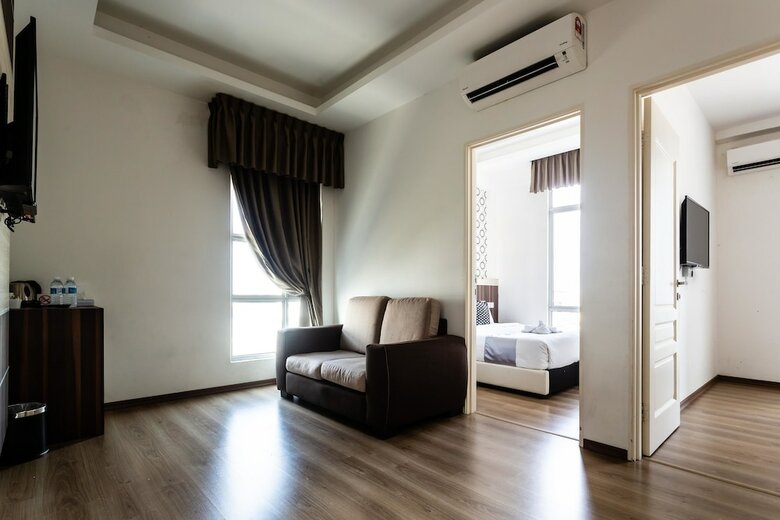 E-red Hotel Melaka