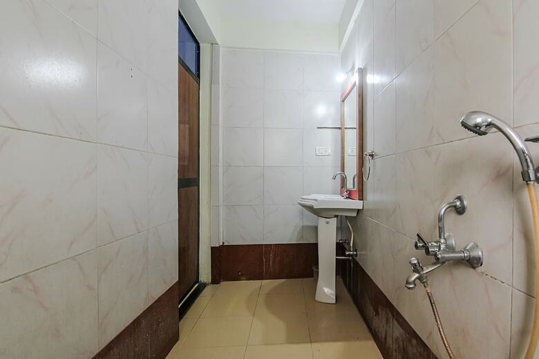 Hotel Morjim Bay Resorts