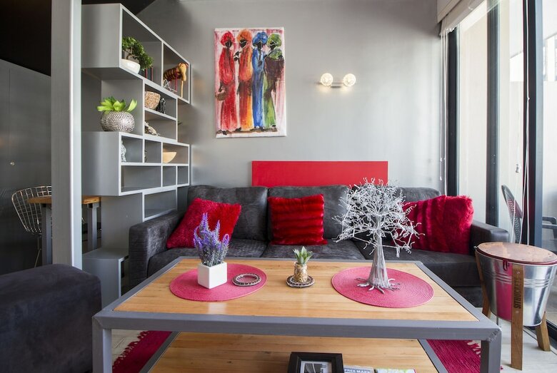 Aparthotel Trendy 1-br City Center Apt
