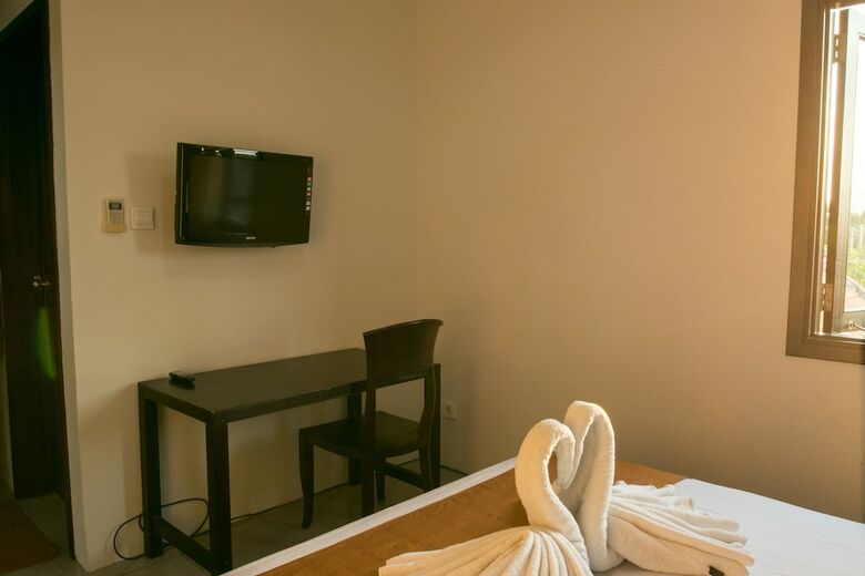 Hotel Arimanu Guest House