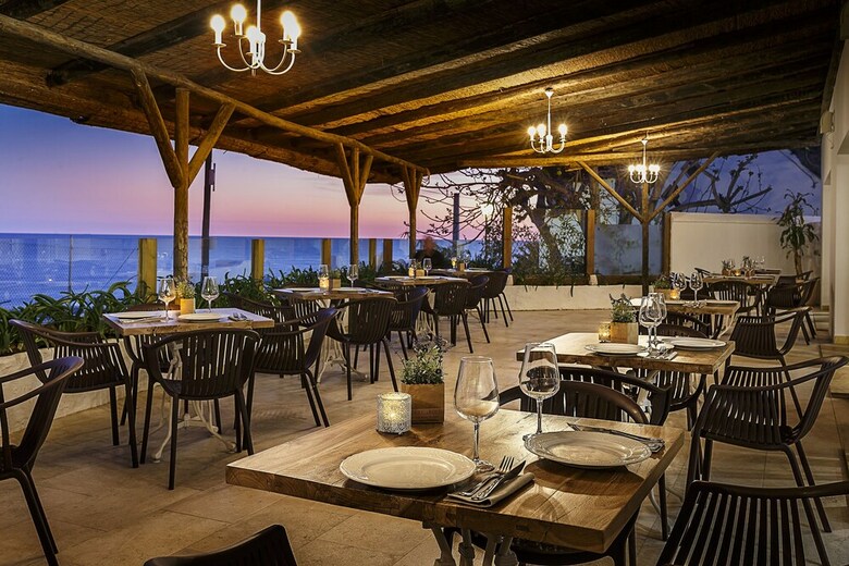 Hostal Hotel Gastron�mico La Bre�a