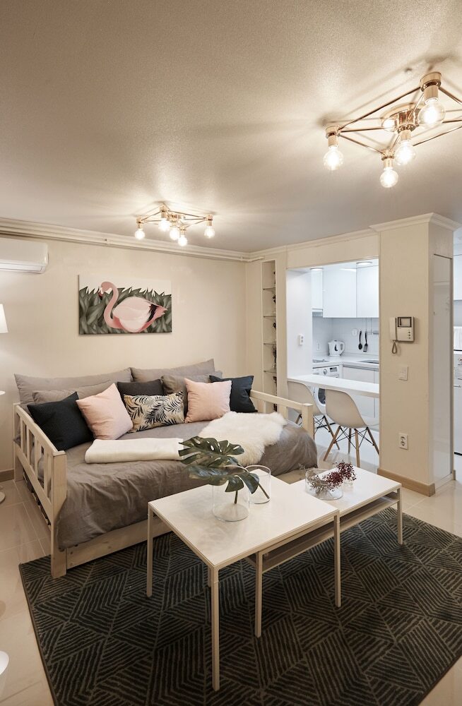 Apartamentos Tribear House 2