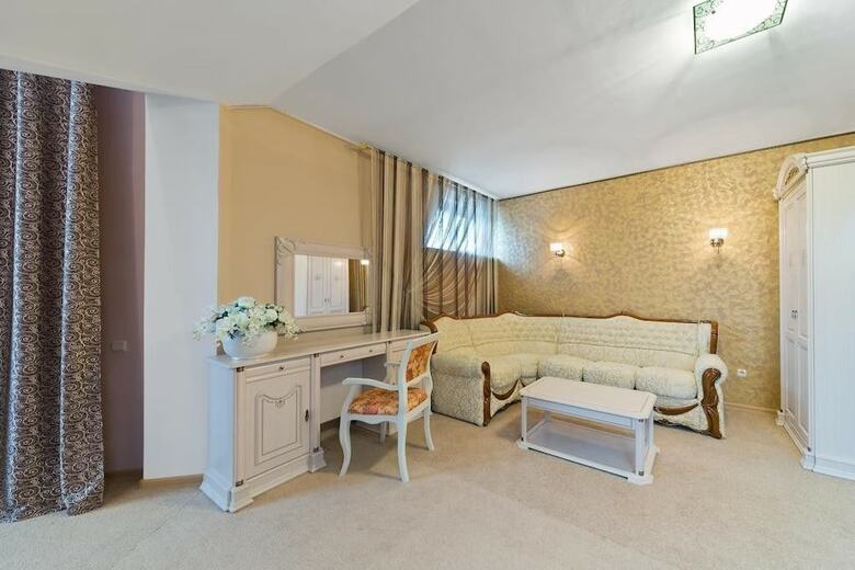 Hotel Versal