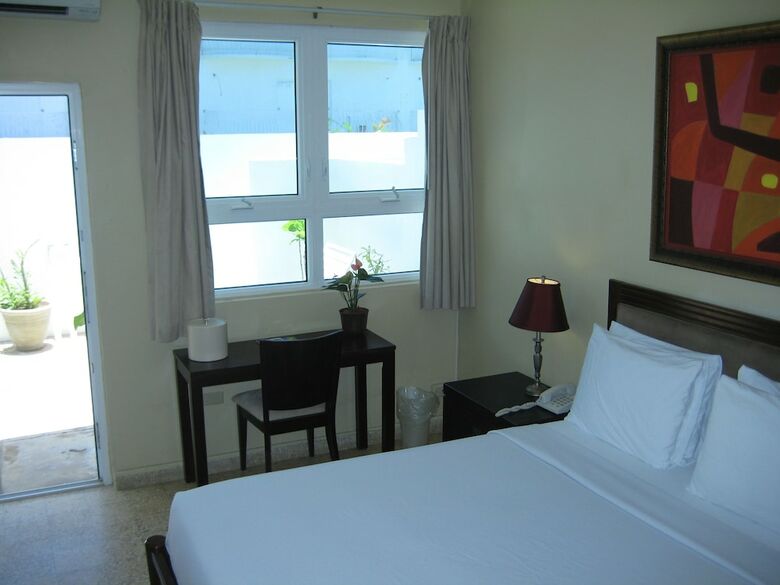 Hotel La Playita