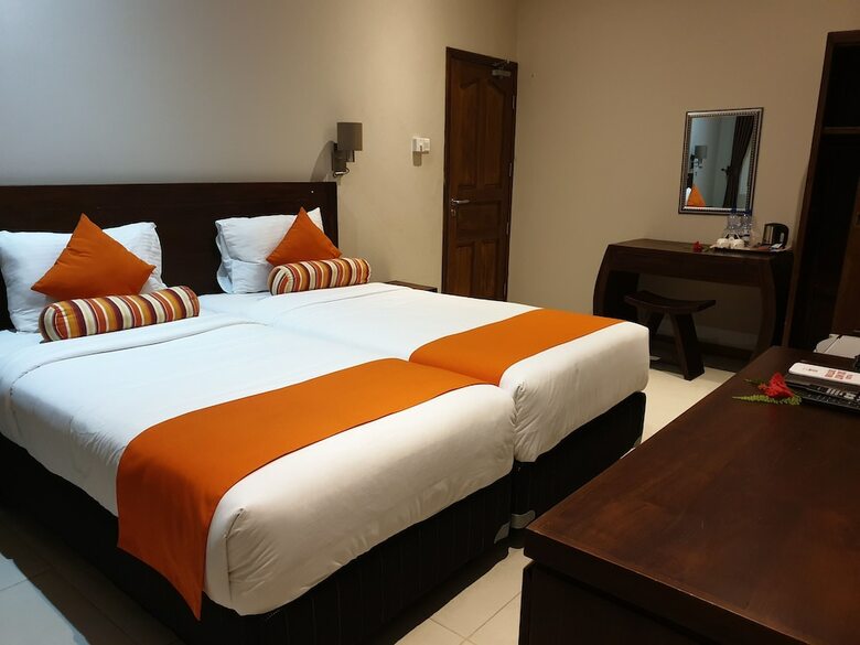 Hotel The Ridge Residence