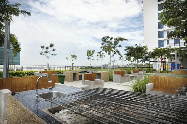 Apartamentos Arch+ Studio @ Trefoil Setia City