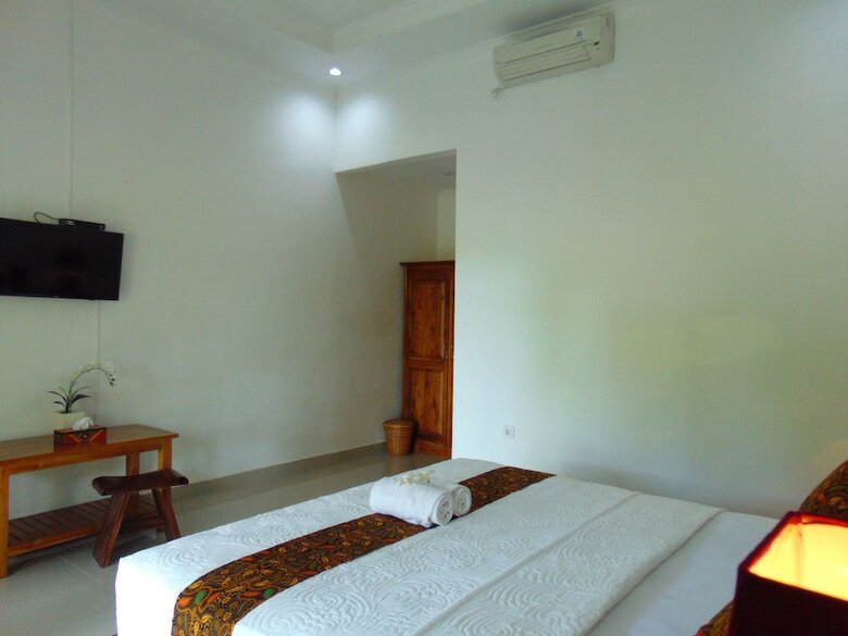 Hotel Arumanis Homestay