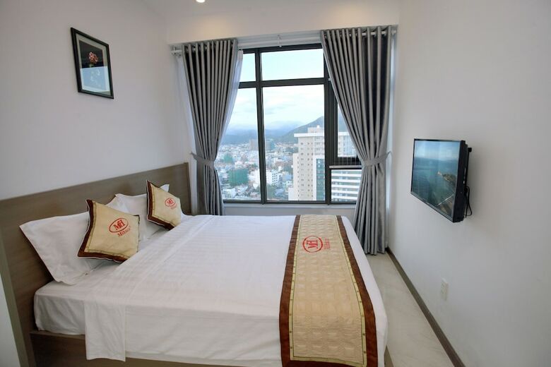 Mihaco Apartments And Hotel