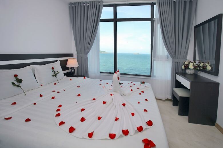 Mihaco Apartments And Hotel