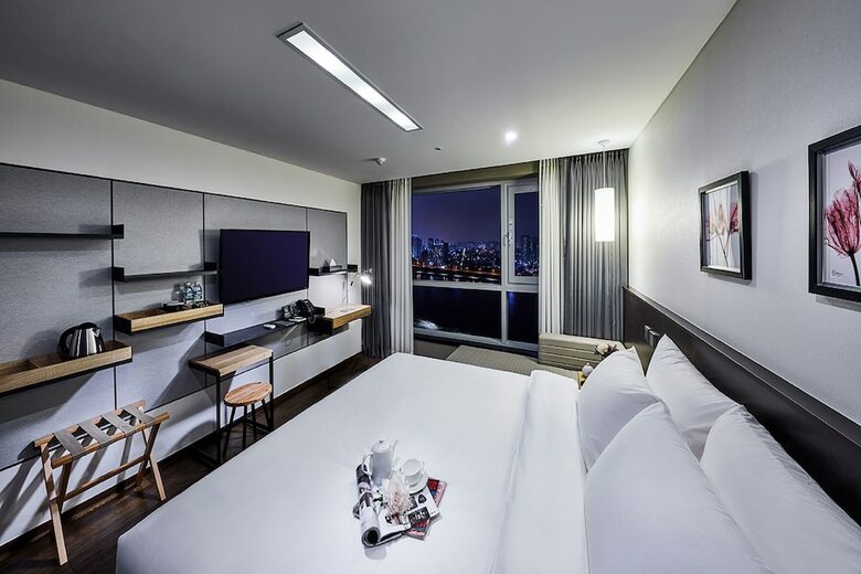Hotel Riverside