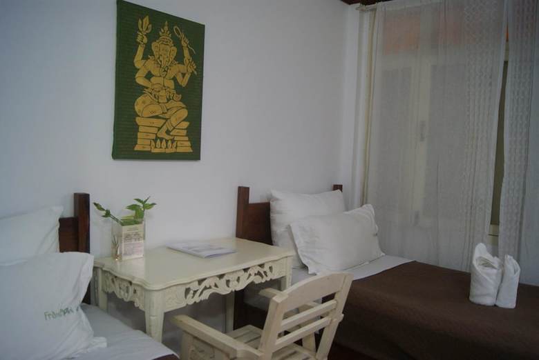 Hotel Frangipani Guesthouse