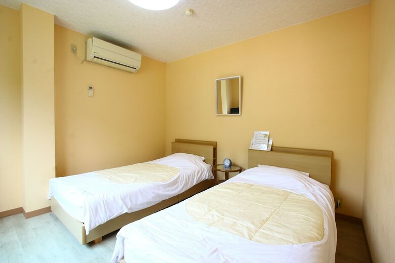 Hotel Minshuku Takesugi