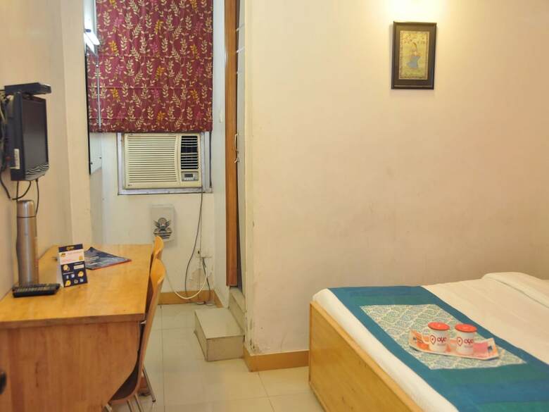 Oyo 3061 Hotel De Pintu