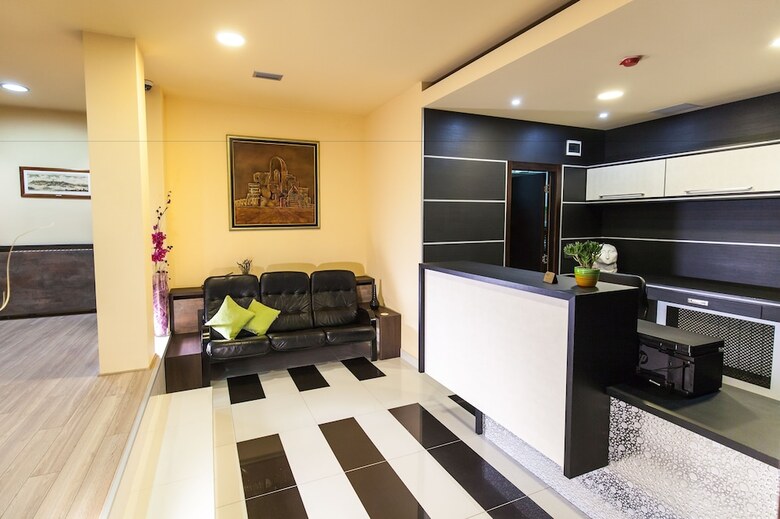 Apartamentos Amarilis 717