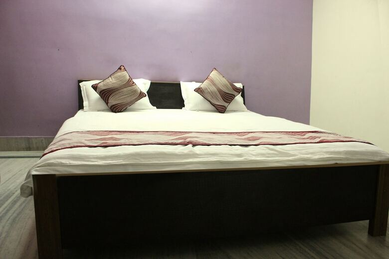 Hotel Oyo 4988 Near Bailey Road