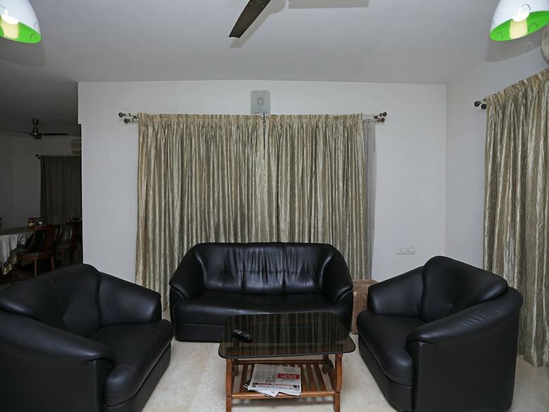 Hotel Oyo 9224 La Royle Appartments