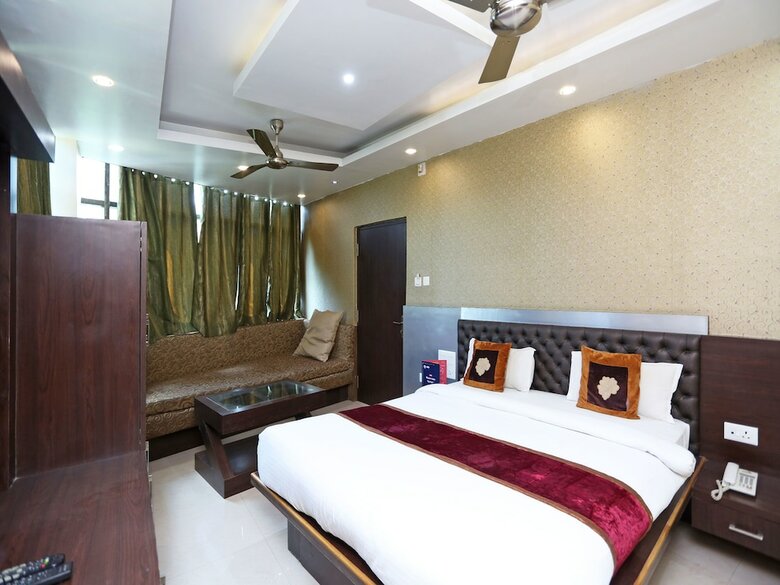 Oyo 3203 Hotel Archie Regency