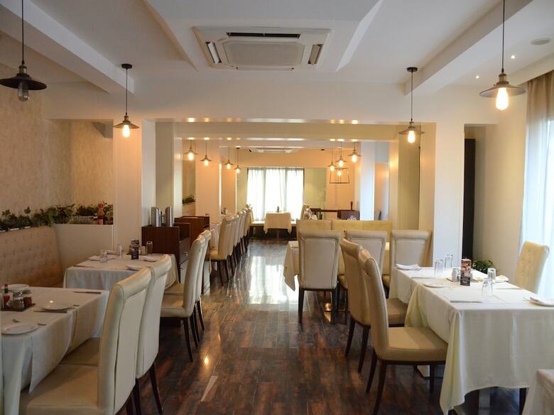 Oyo 691 Hotel Srimaan