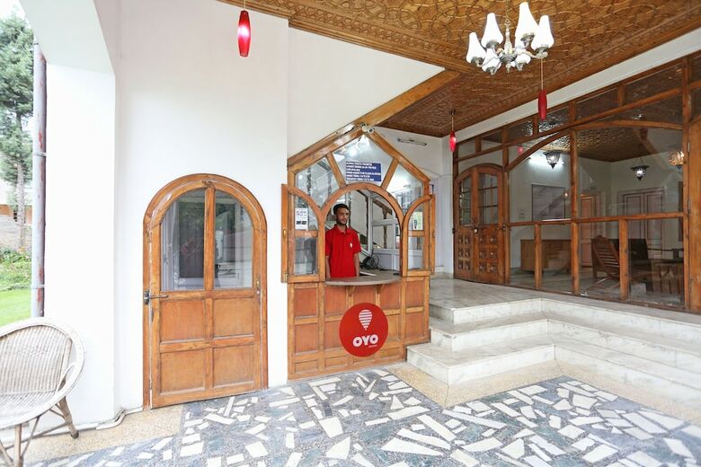 Oyo 5735 Hotel Ashai