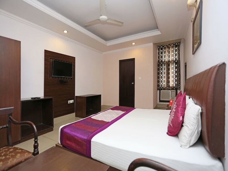 Oyo 3697 Hotel Rivieraa