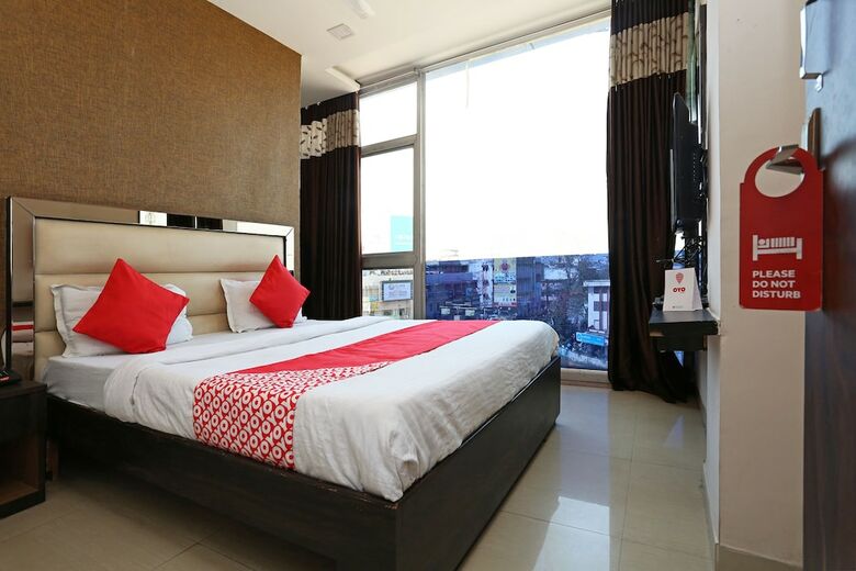 Oyo 6325 Hotel Kiran