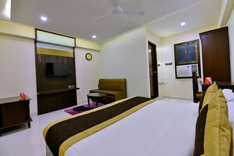 Oyo 10125 Hotel Anandam