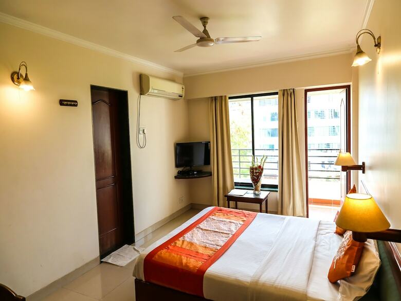 Oyo 9225 Hotel Lotus