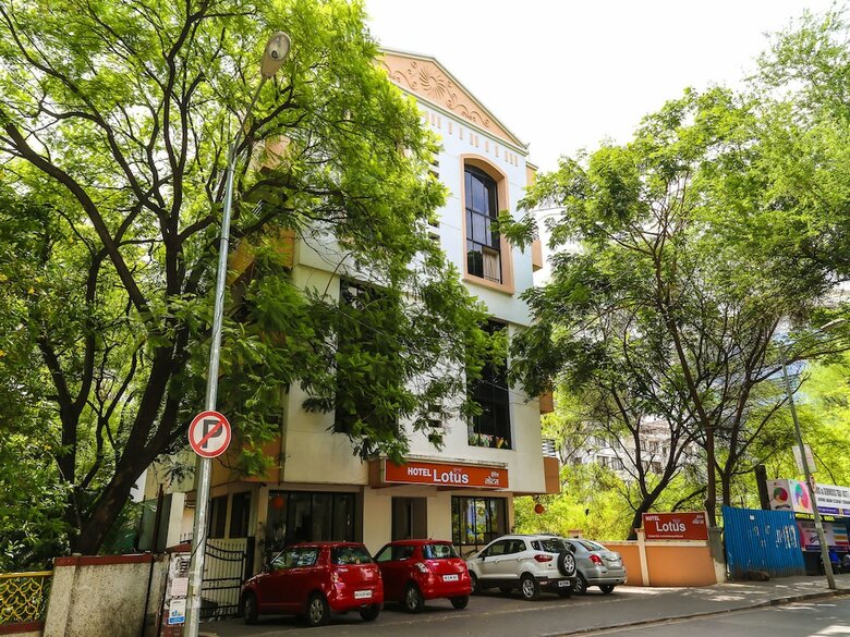 Oyo 9225 Hotel Lotus