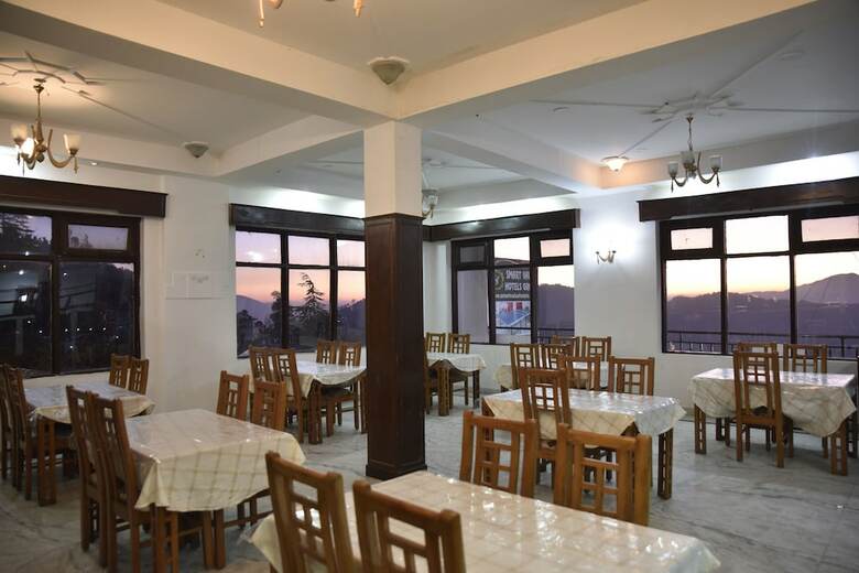 Oyo 10432 Hotel Swaran Palace