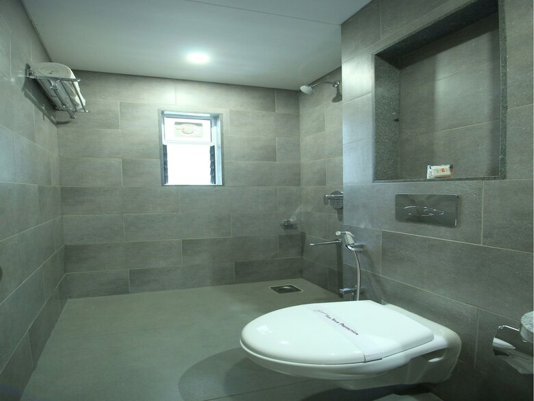 Oyo 9120 Hotel Limra