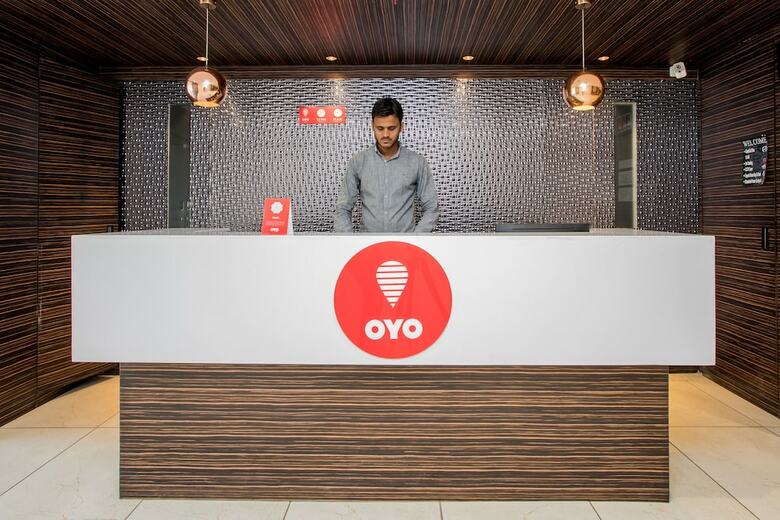 Oyo 10215 Hotel Nandi