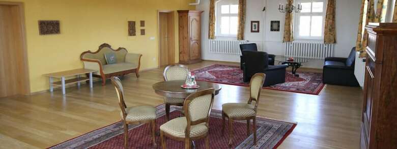 Hotel Schloss Wallhausen