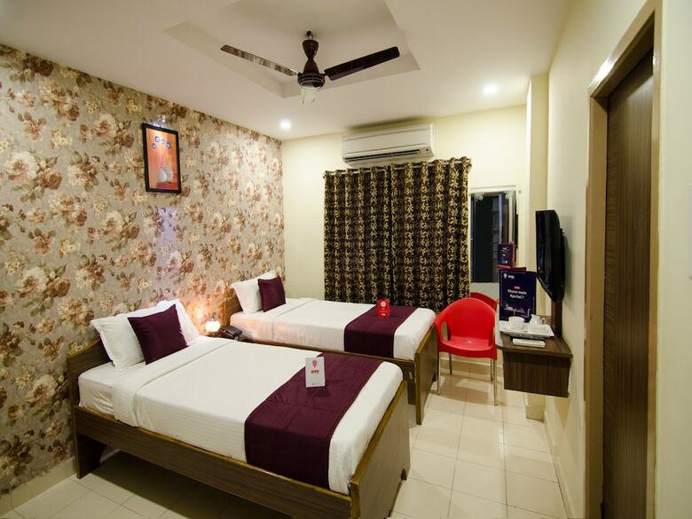 Hotel Oyo 8671 Sri Krishna Residency