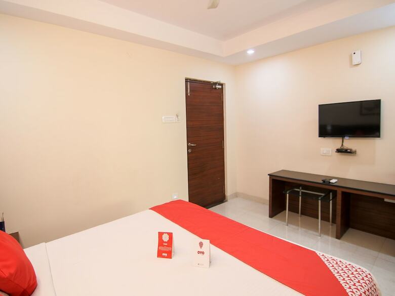 Hotel Oyo 7585 The Stay Inn
