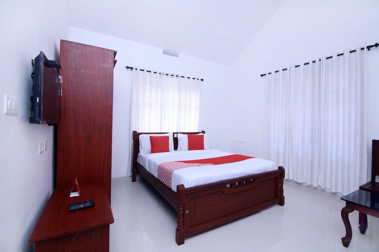 Hotel Oyo 10714 Grass Land Holidays