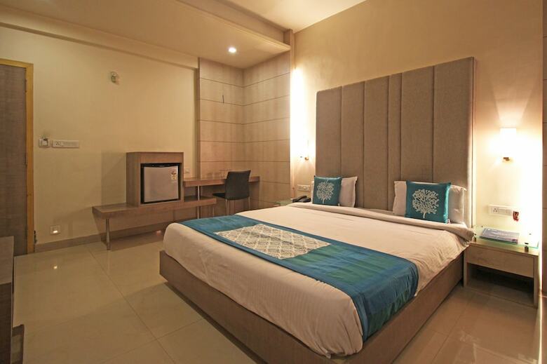 Oyo 5047 Hotel President