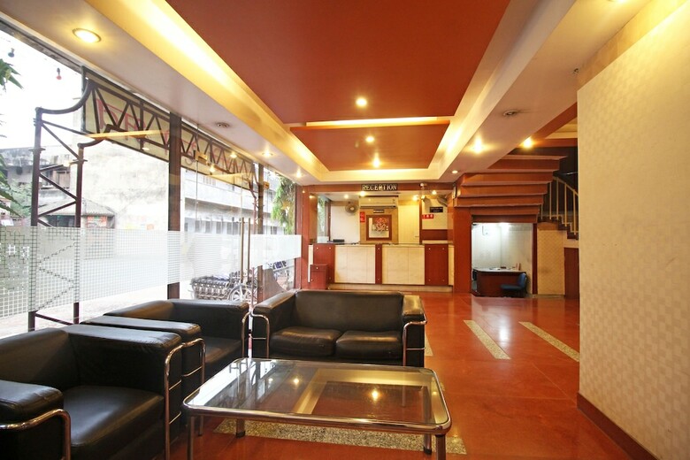 Oyo 5047 Hotel President