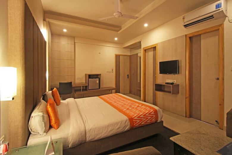 Oyo 5047 Hotel President
