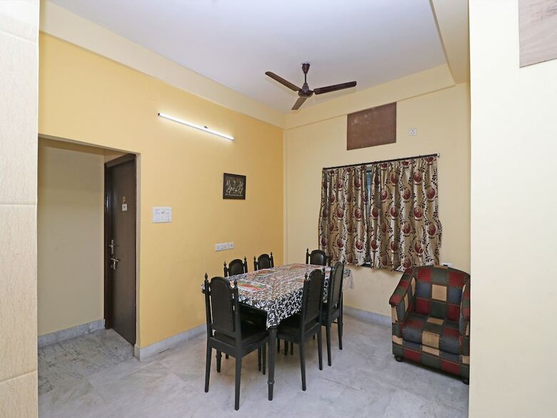 Hotel Oyo 11319 Brickwood Guest House