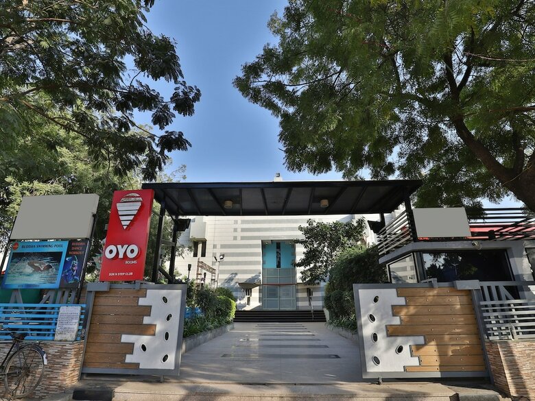 Hotel Oyo 5054 Sun-n-step Club