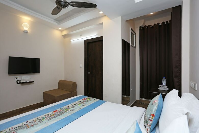 Oyo 9476 Hotel Mittal