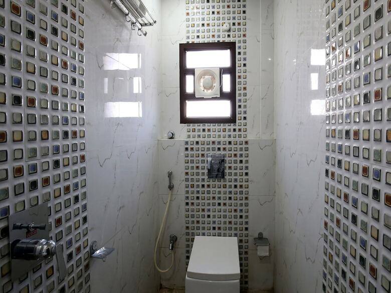 Oyo 11548 Hotel Mrunal Palace