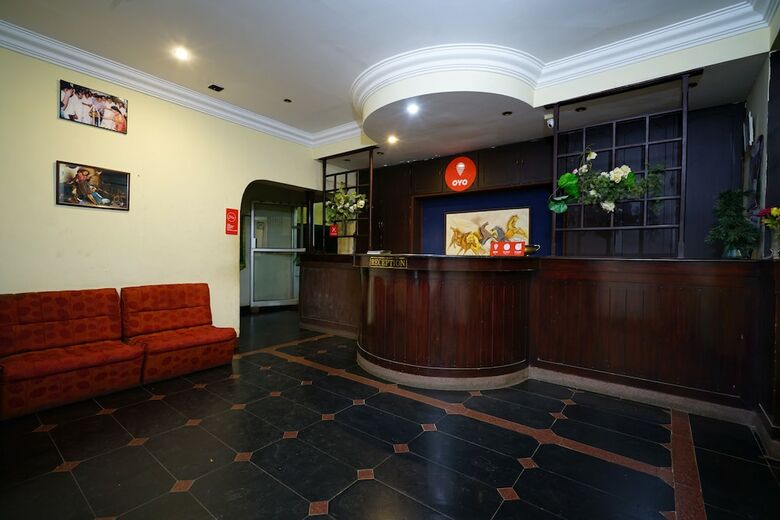 Oyo 10637 Hotel Chandana Residency