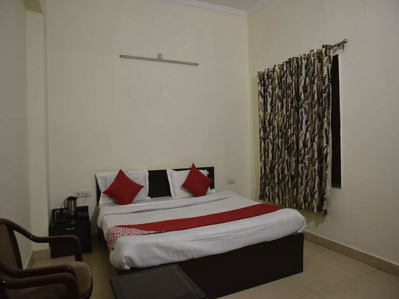 Oyo 10753 Hotel Triund Regency