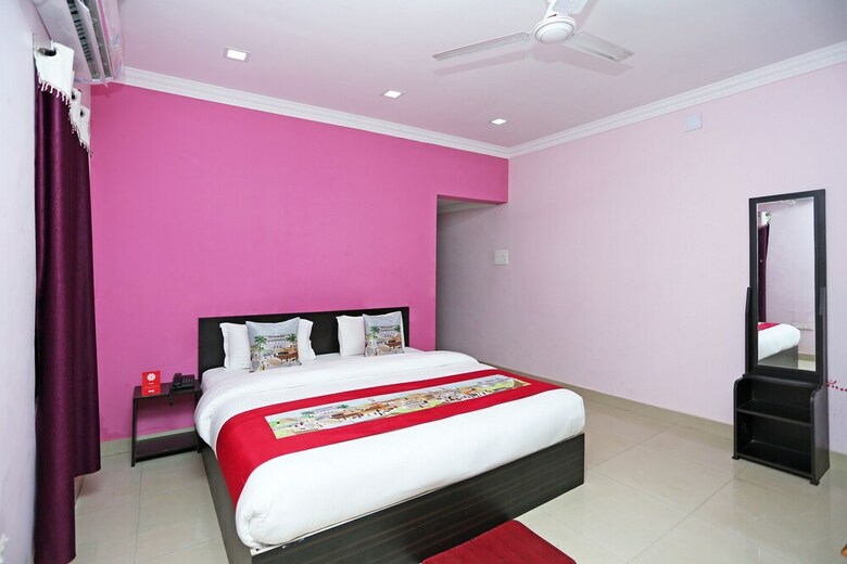 Hotel Oyo 8740 Nayapalli