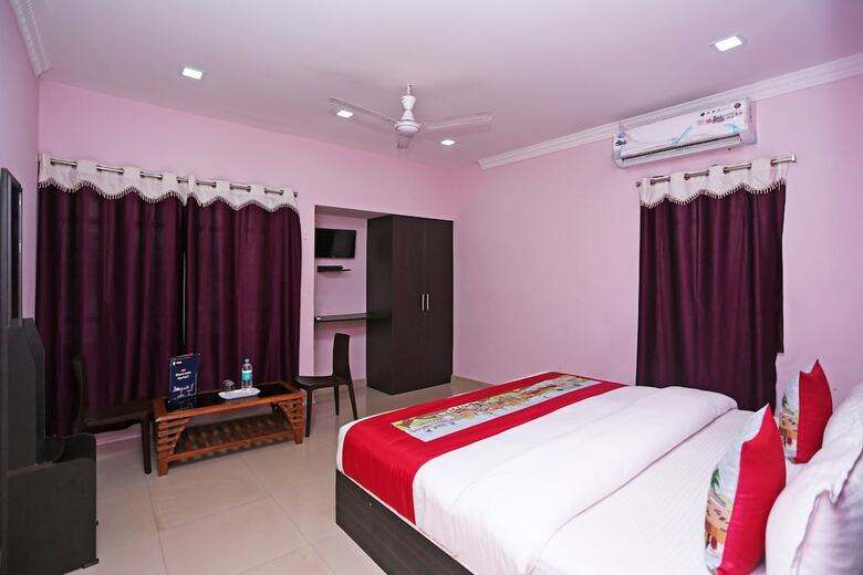 Hotel Oyo 8740 Nayapalli