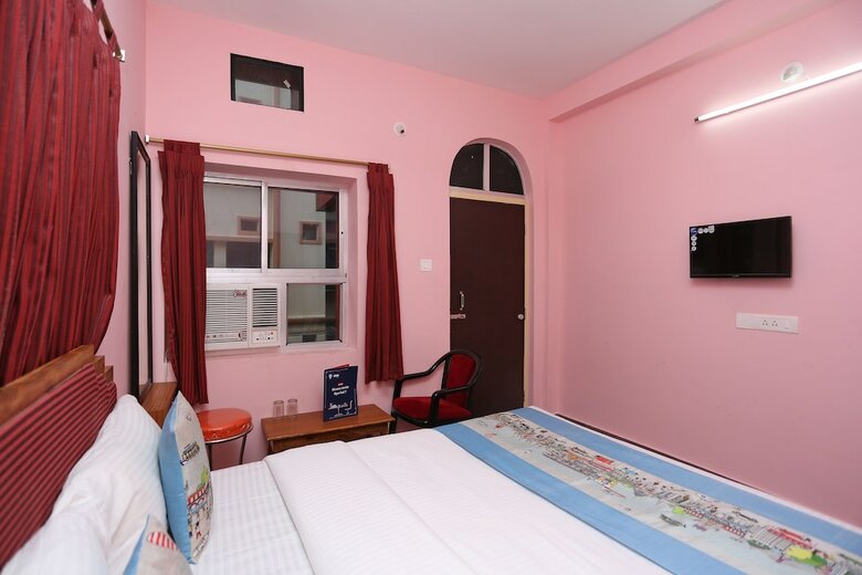 Oyo 9090 Hotel Royal Annex