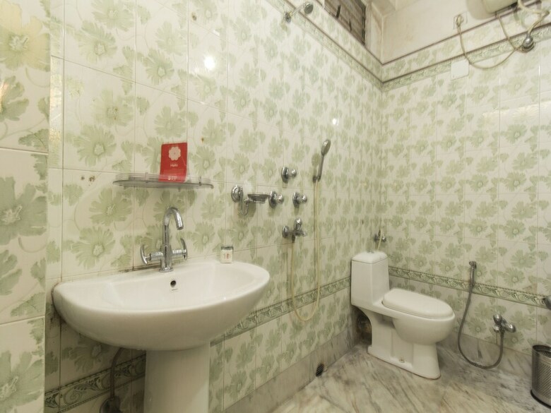Oyo 10908 Hotel North Point